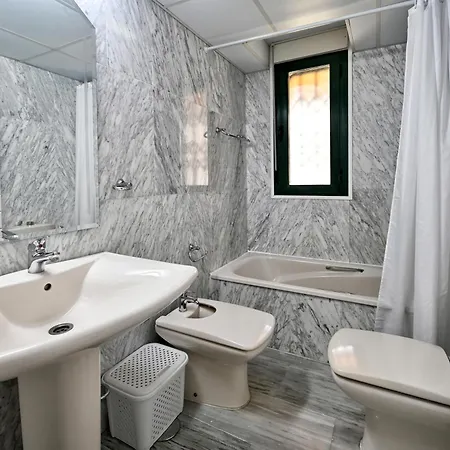 Rent4 Malaga Alamar 아파트 *